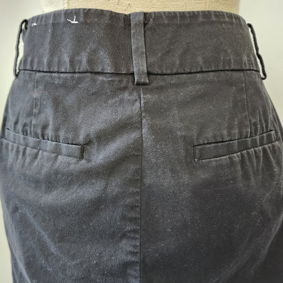Ann Taylor black shorts - Picture 4 of 6